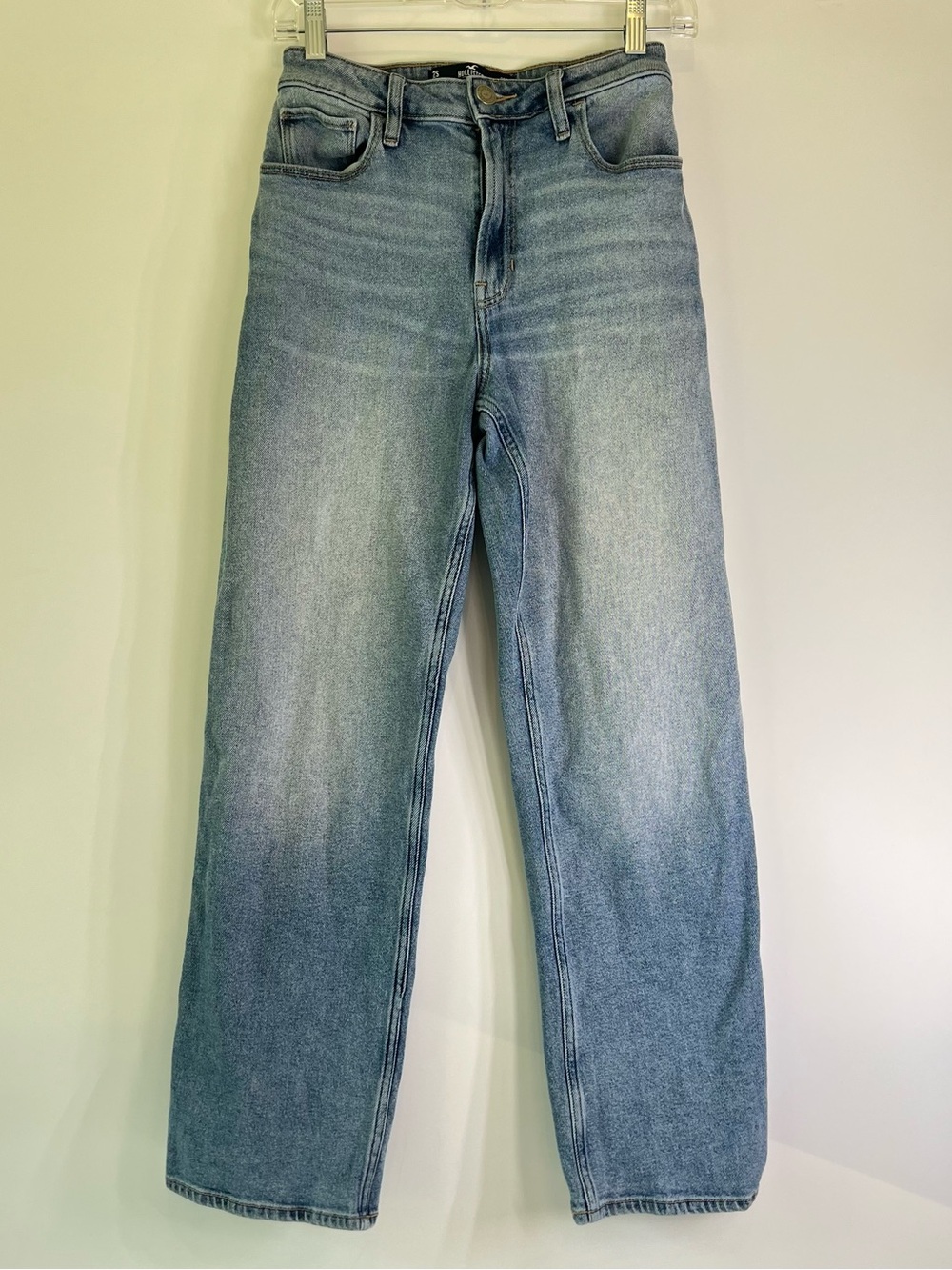 Hollister High-Rise Dad Jean Woman’s 26S Medium Wash Denim Y2K